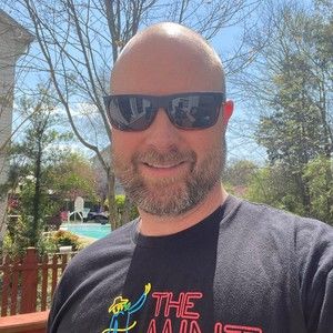 Meet your Posher, Travis